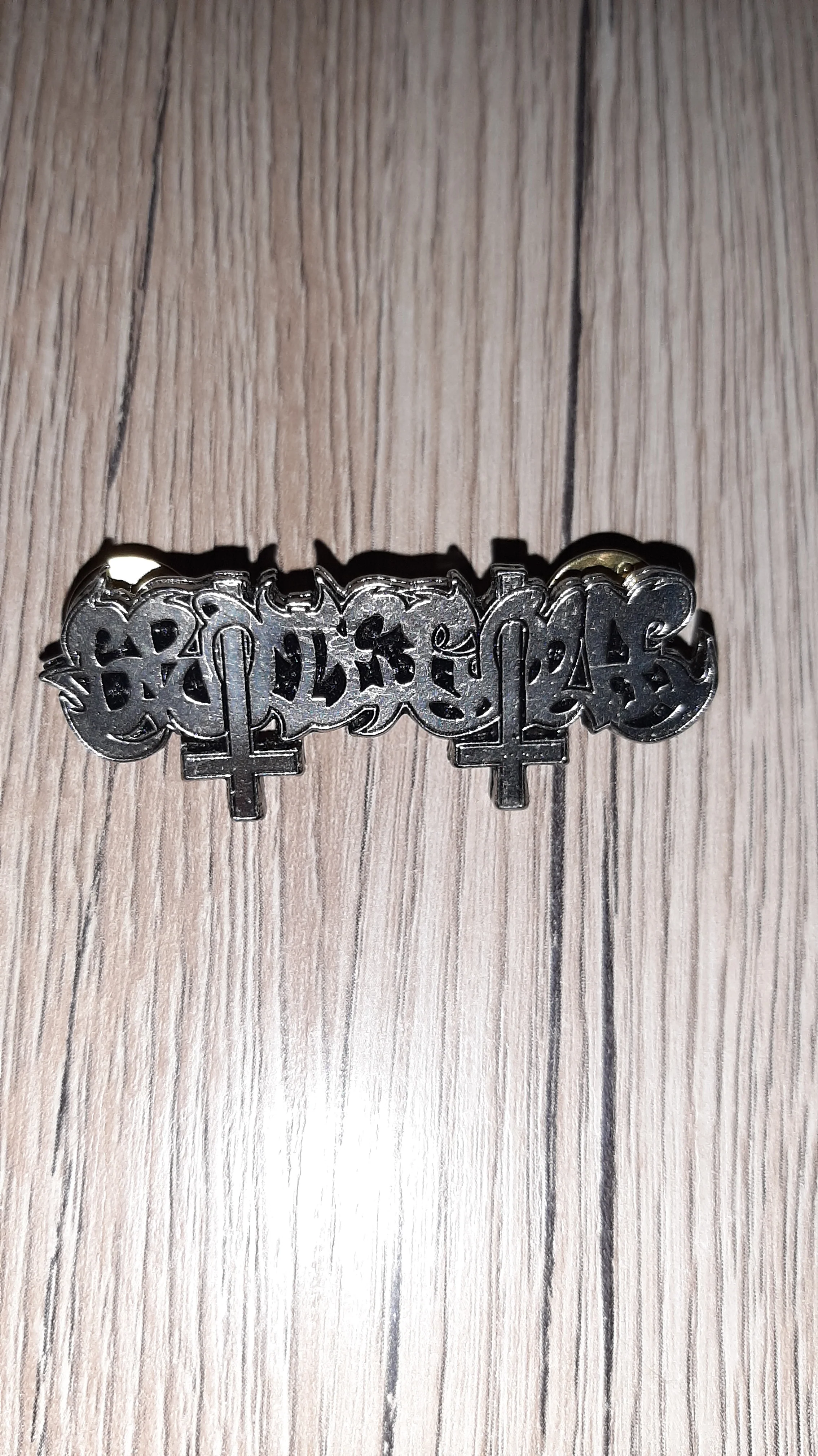 Grotesque - Logo - Metal Pin